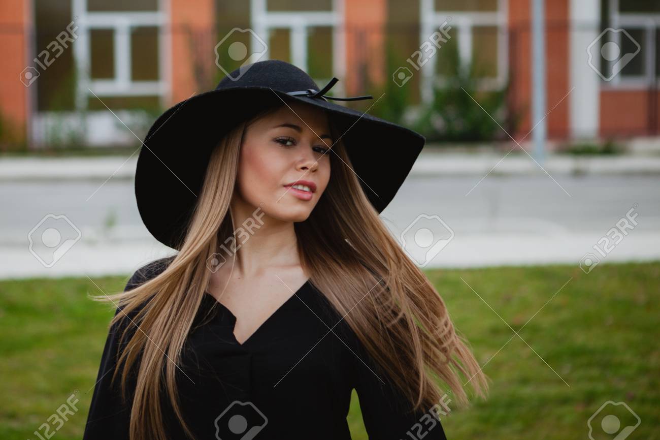 Fashion week Girl stylish images with hat for lady Fashion week Girl stylish images with hat for woman
