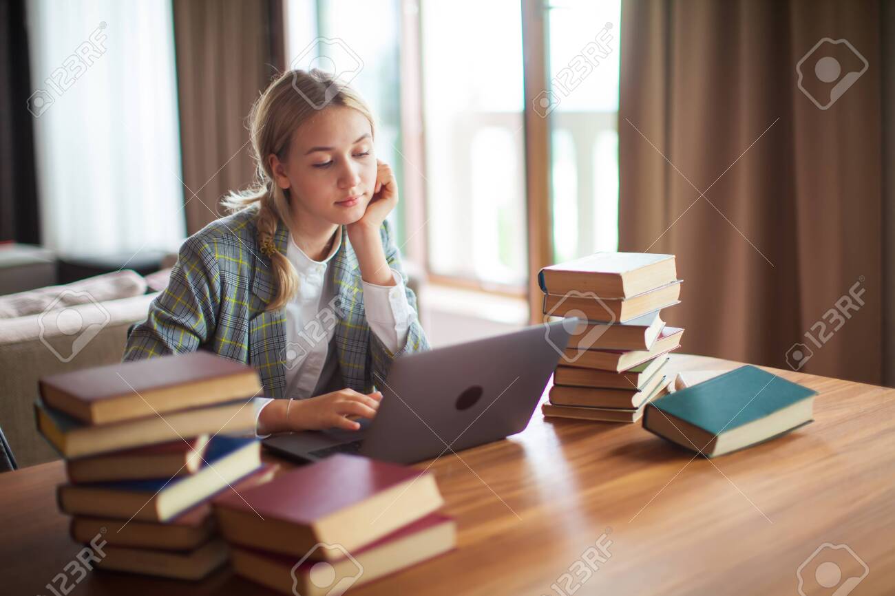 Teen Schoolgirl Pictures