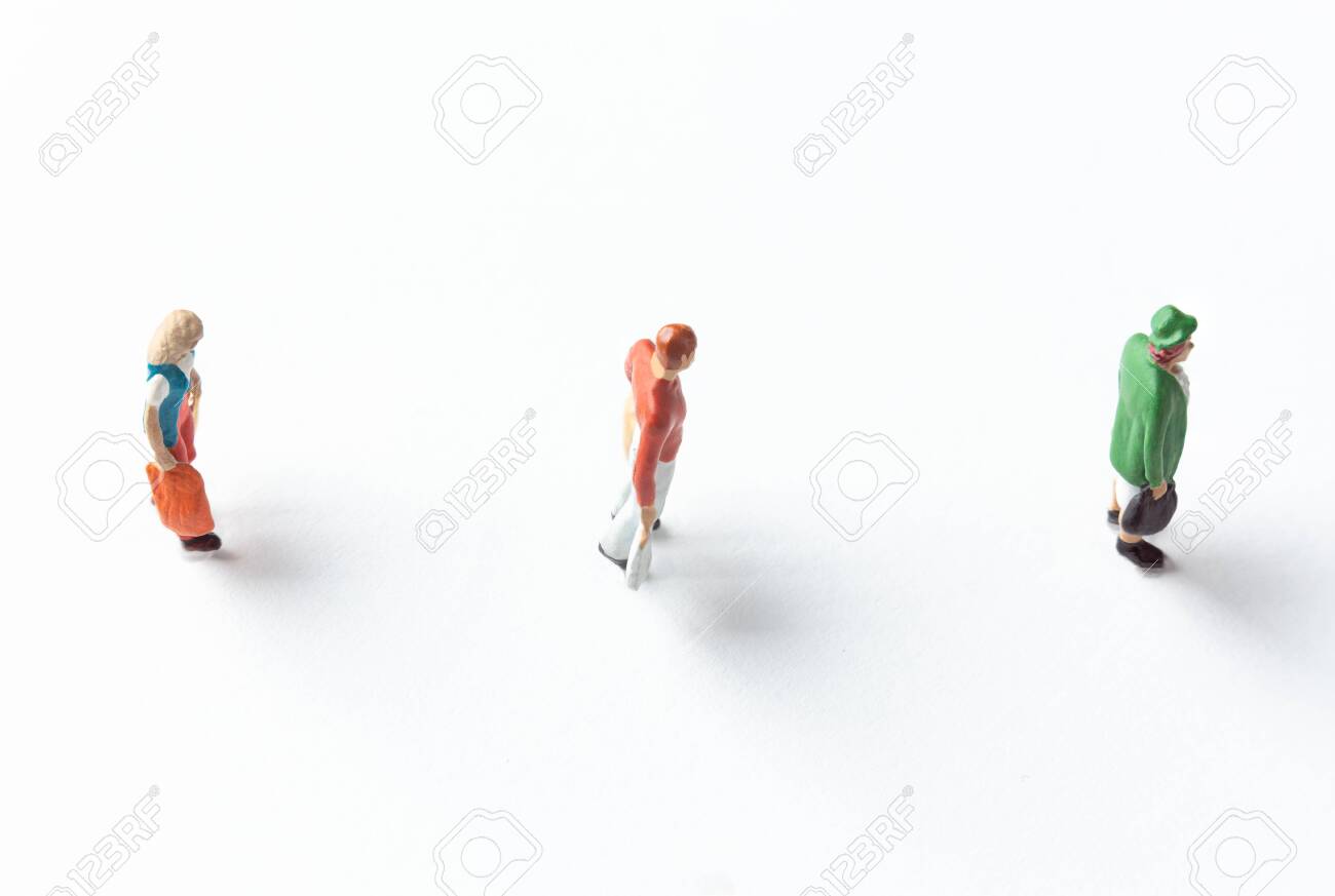 miniature people figures