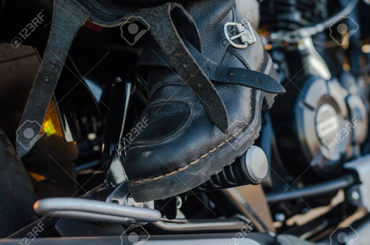 motorcycle biker boots