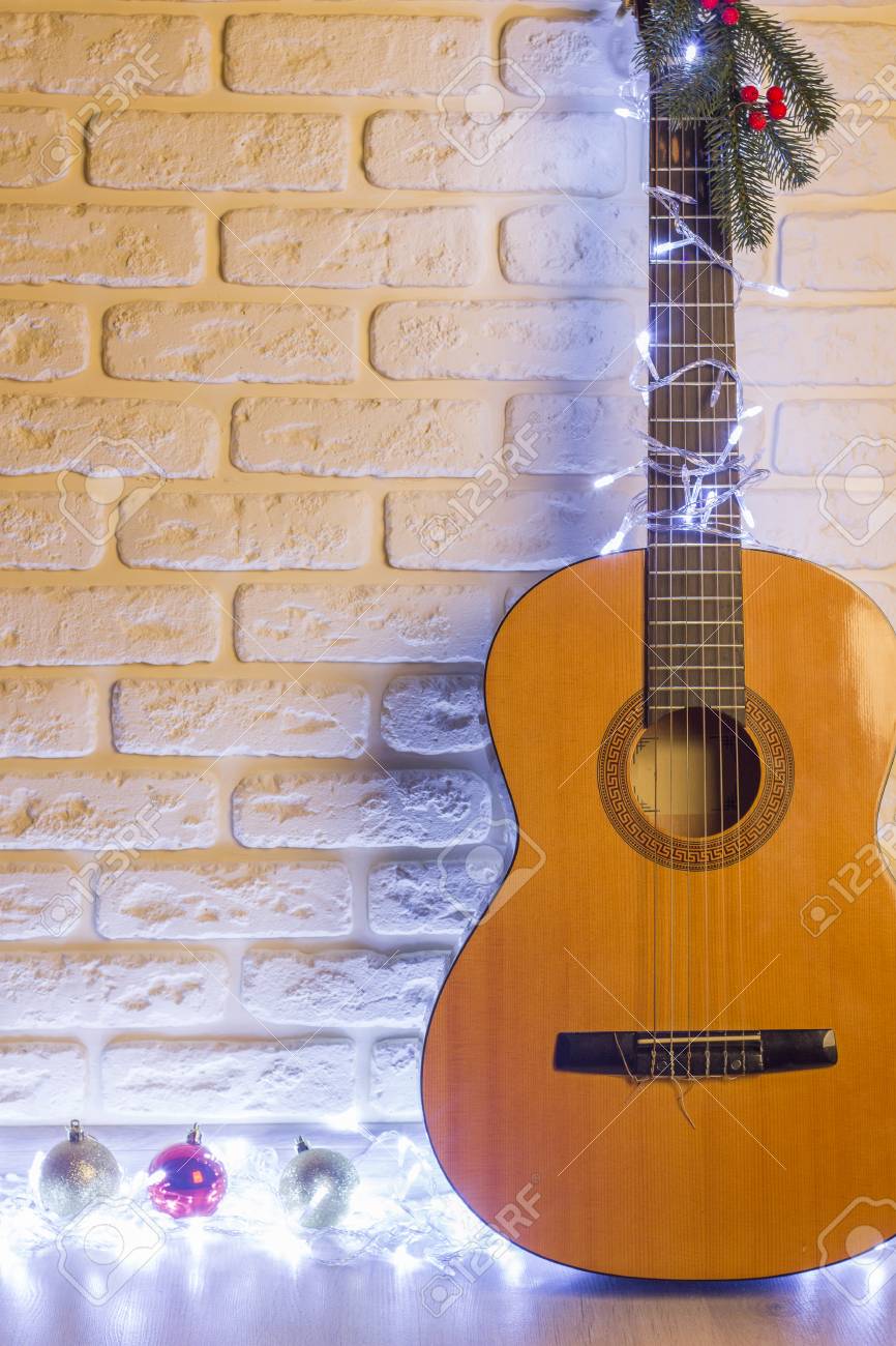 acoustic guitar christmas