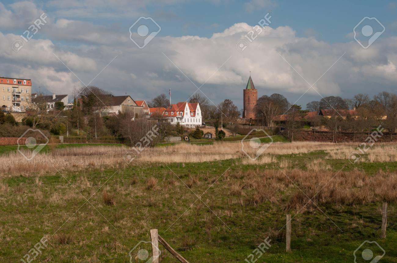 etiam-dictum-ipsum-a-felis