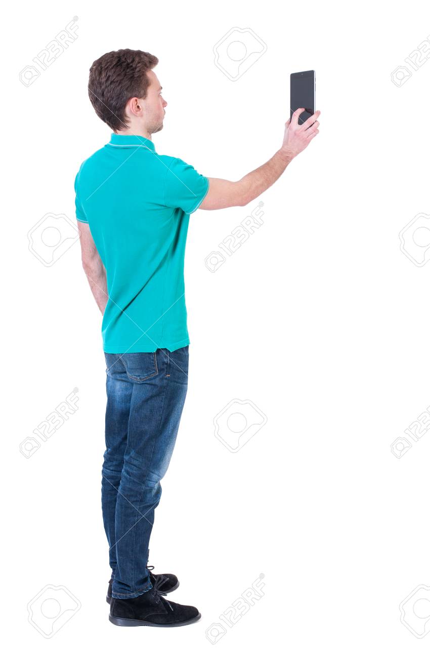Vista Traseira Do Homem De Negocios Em Pe Fotografando Um Telefone Ou Tablet Retrovisor Pessoas Colecao Visao Traseira Da Pessoa Isolado Sobre O Fundo Branco Homem Encaracolado Em Uma Camisola De Turquesa
