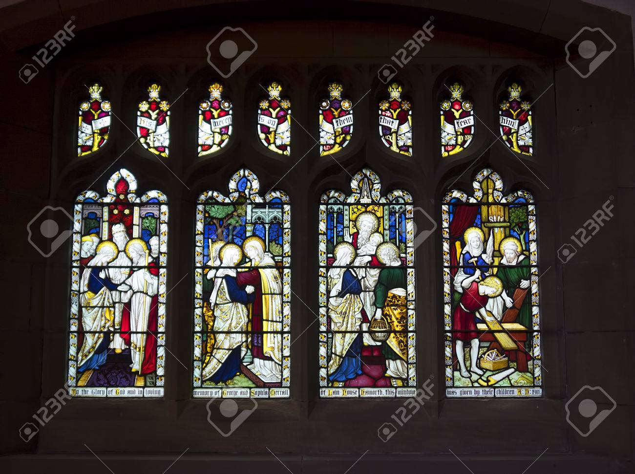 販売済みステンドグラス サンプル画像 小さな教会 ダイヤS7 【公式通販】