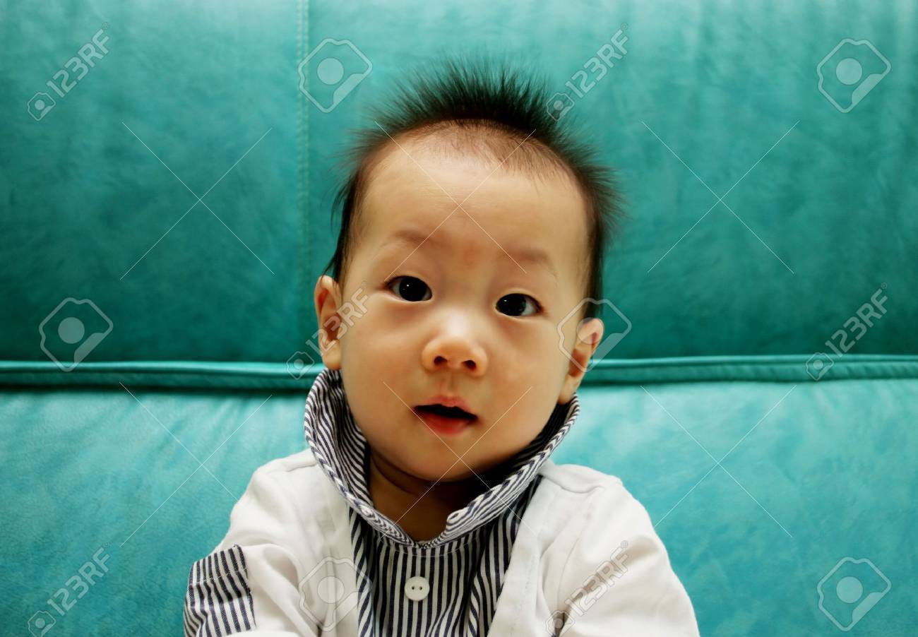 Cute Coreen Bebe Banque D Images Et Photos Libres De Droits Image