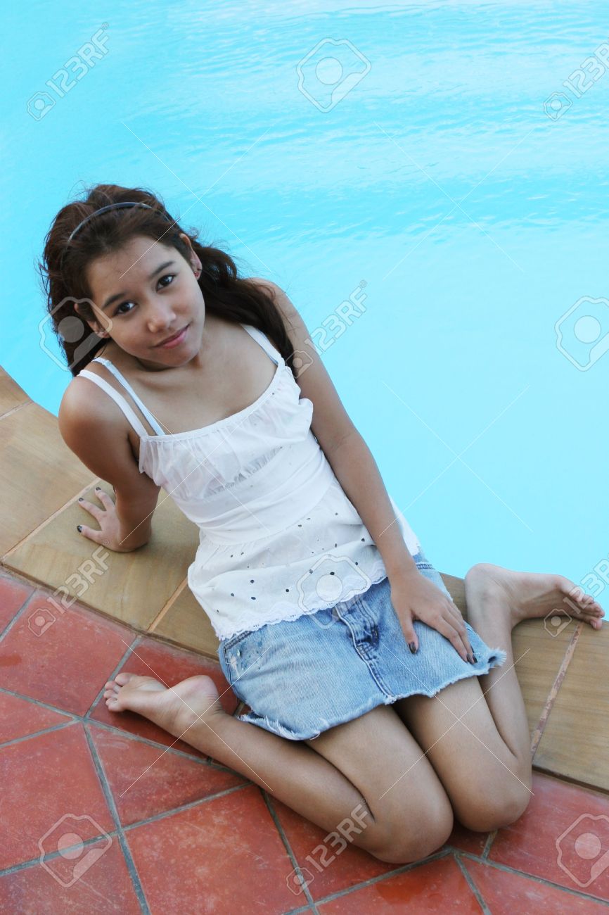 CHINESE SOCIETY ANY TEEN Llc muslim asian women