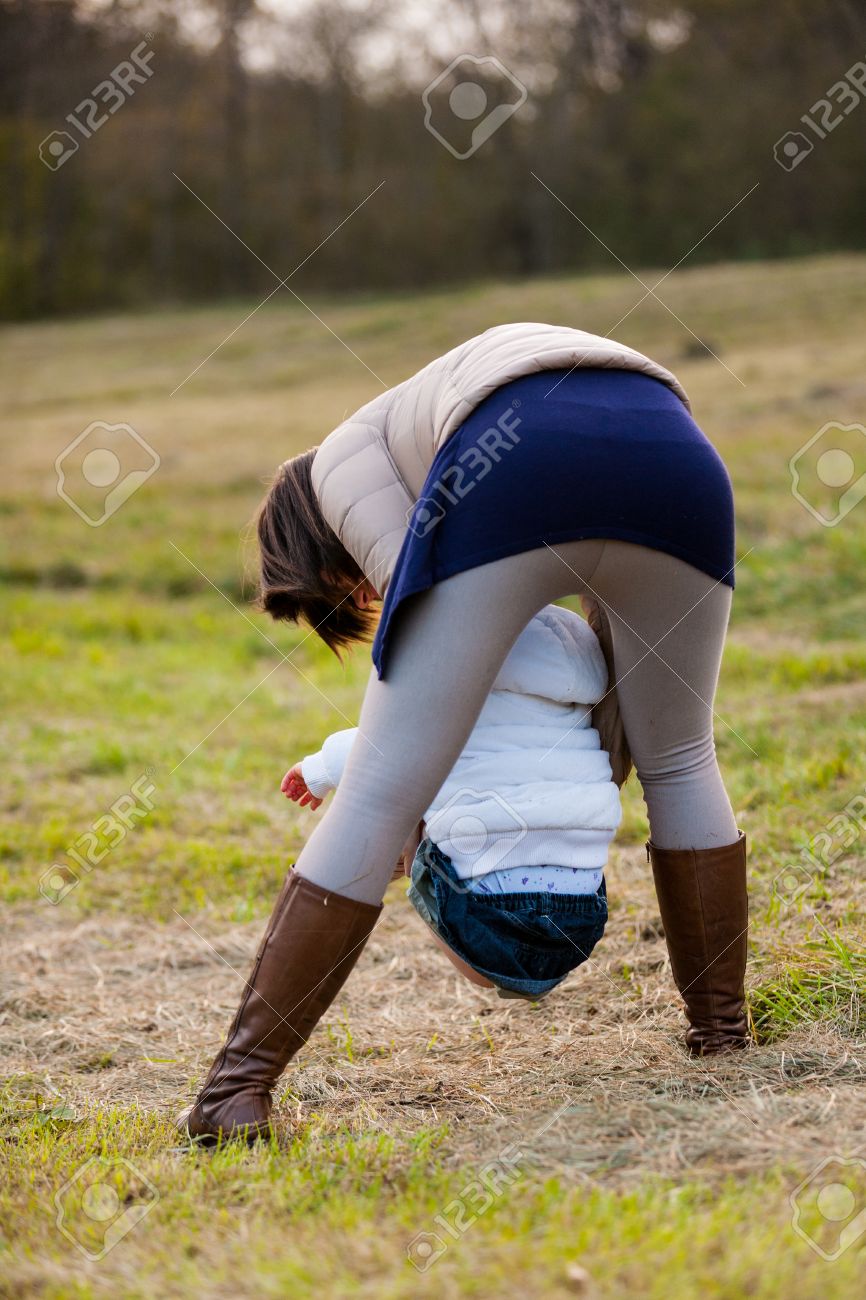Real little girls peeing images 371