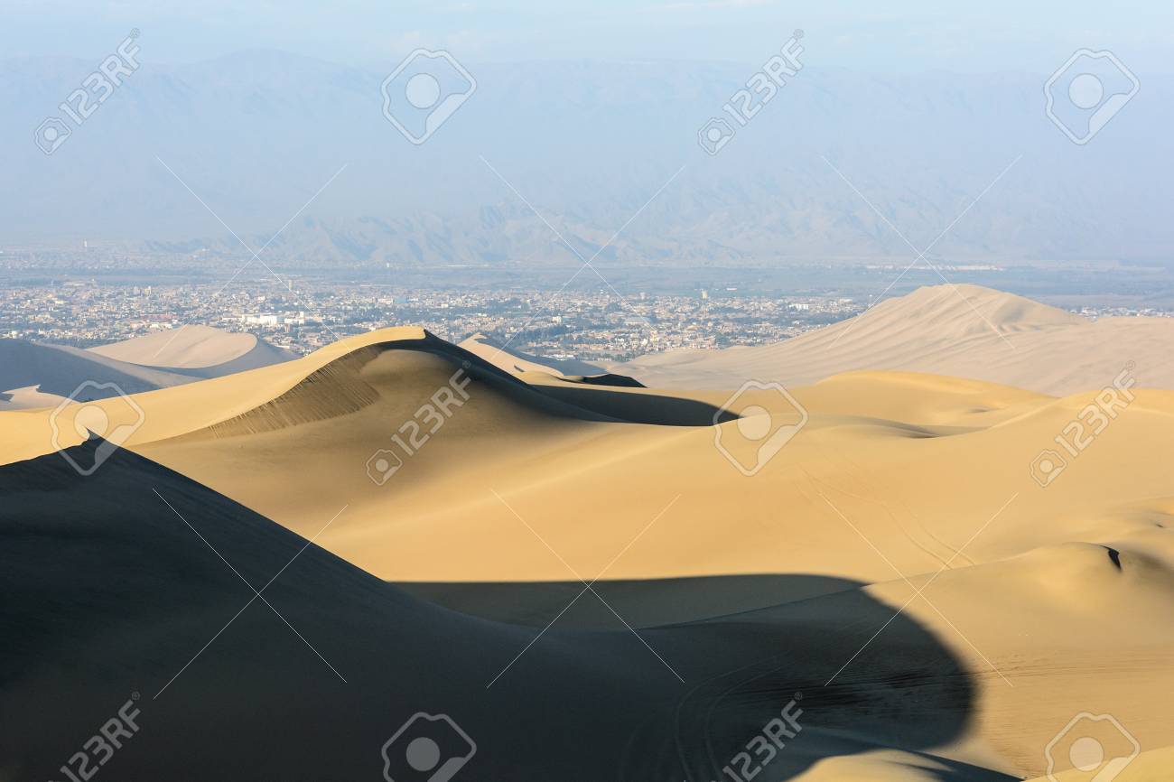peru ica huacachina wustenbuggy tours are offered from huacachina