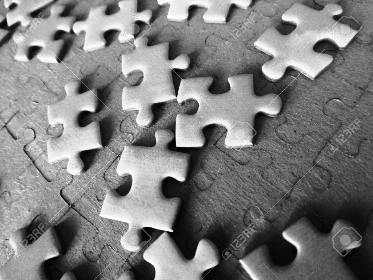 パズル ジグソー パズル作品モノクロ の写真素材 画像素材 Image
