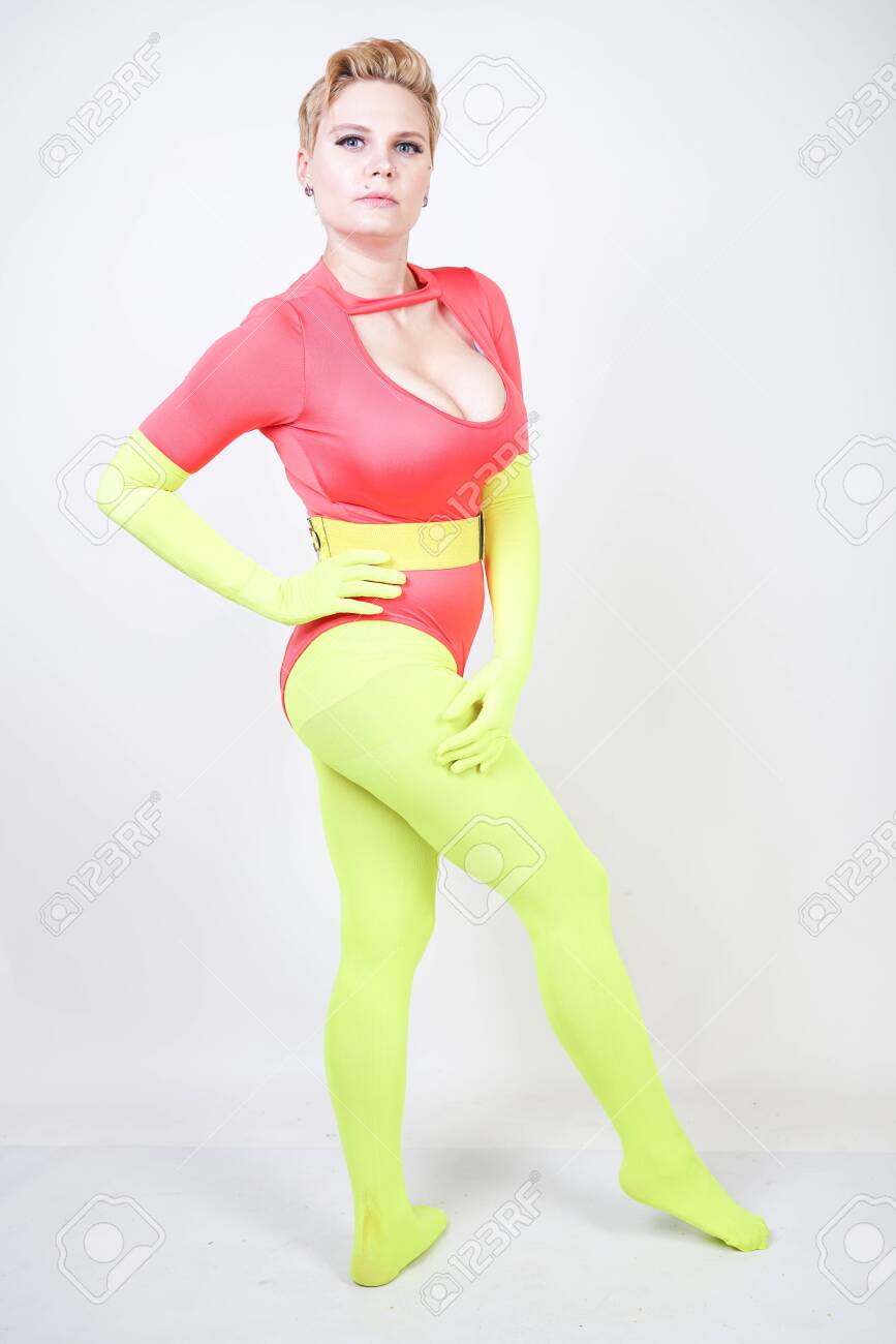 curvy women in tights