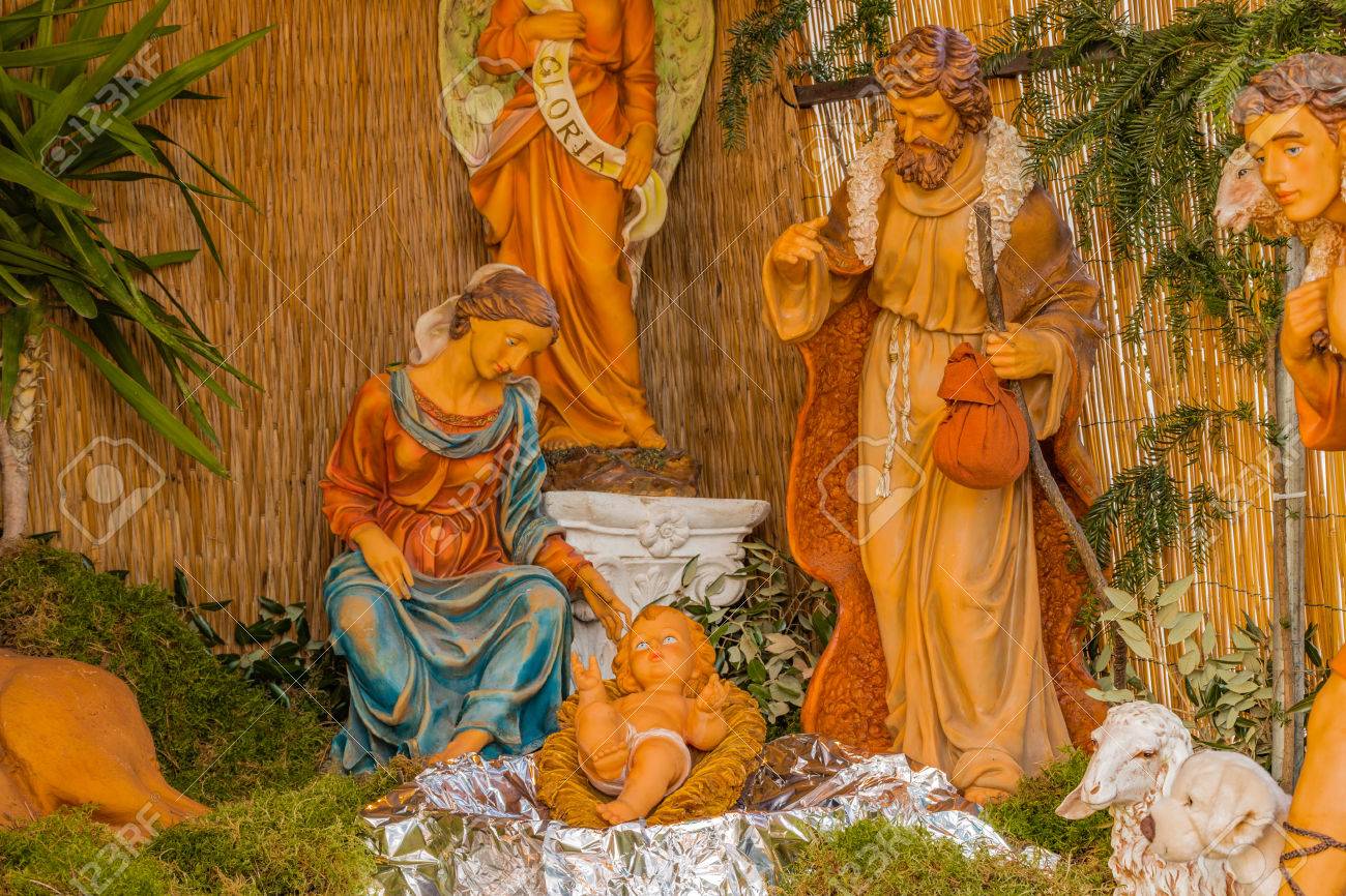 キリスト降誕キャンドルホルダー 【マリア様と赤子のイエス様、羊飼い