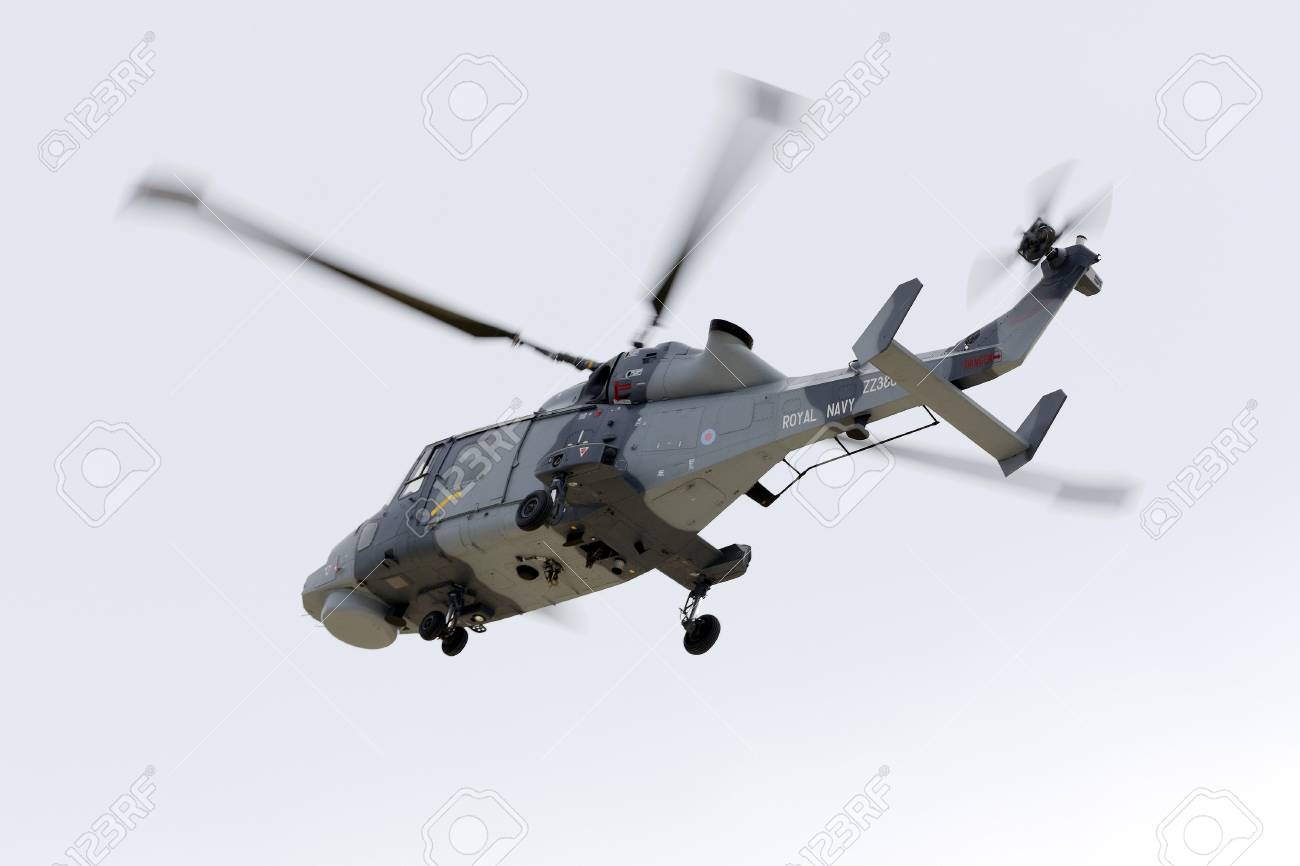 マルタ国際空港 マルタ 15 年 9 月 25 日 高貴な海軍 黒猫表示チーム アグスタ ウェストランド Aw 159 ワイルドキャット Hma2 今後の航空ショー次の 2 日間のリハーサル セッションで の写真素材 画像素材 Image