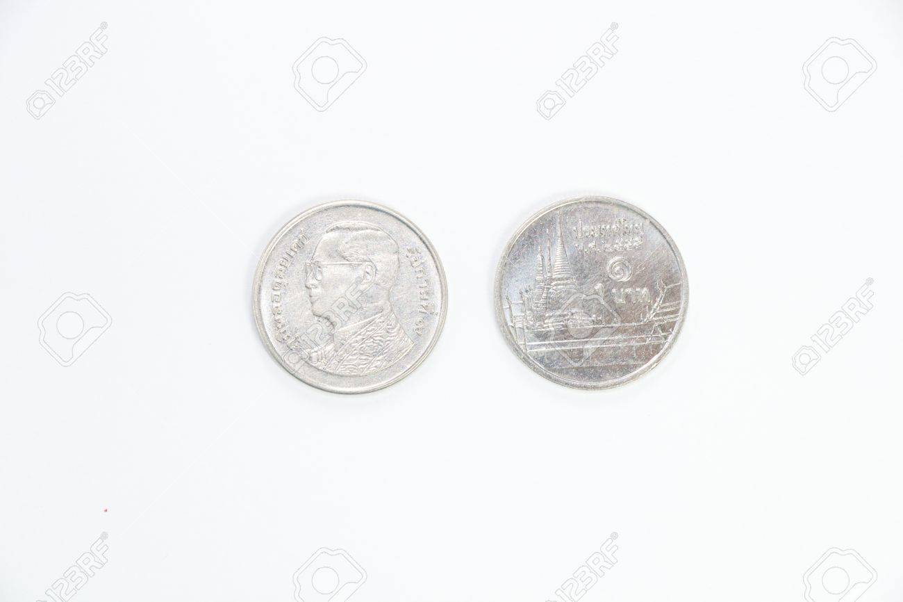 タイ 1 バーツ硬貨の王と女王の側面 の写真素材 画像素材 Image