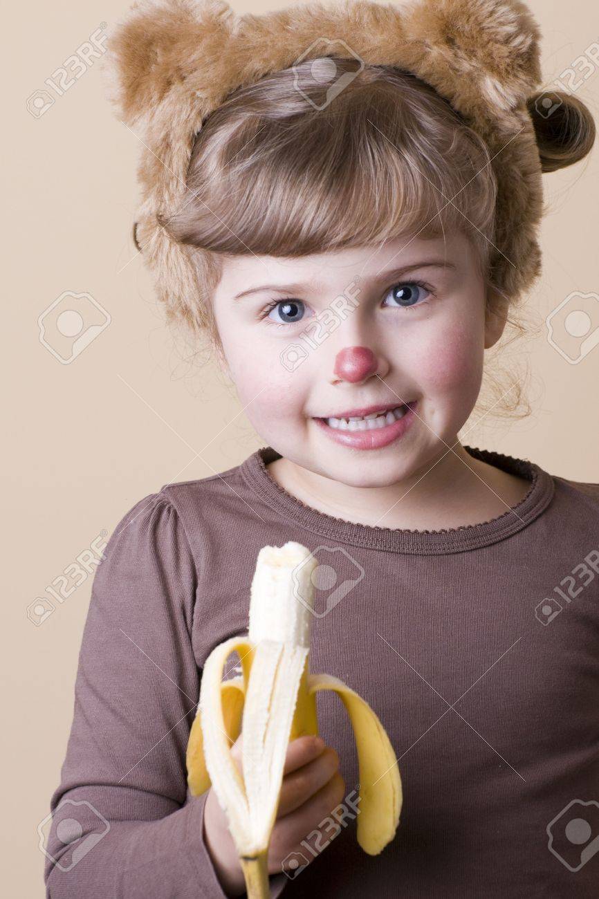 Téléchargement gratuit Images Petite Fille Deguisee En Singe Banque D Images Et Photos Libres De le plus cool par