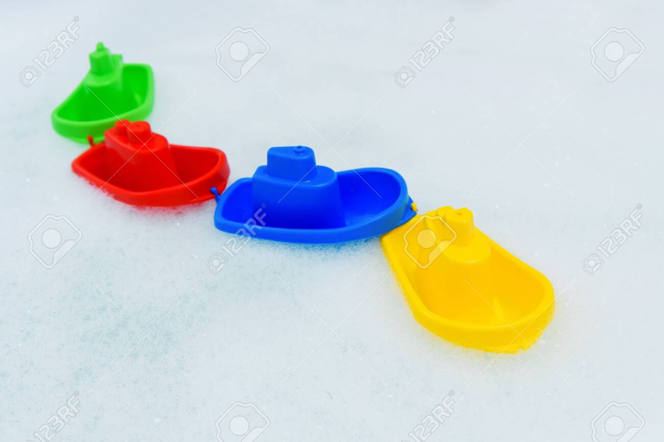 plastic bath boats