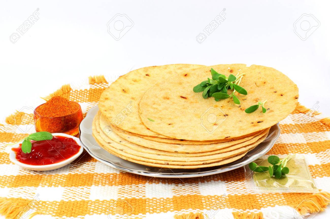 インドの Gujrati スナック Khakhra またはシャキッとしたロティやチャパティのシャキッとしたパン の写真素材 画像素材 Image インドの Gujrati スナック Khakhra またはシャキッとしたロティやチャパティのシャキッとしたパン の写真素材 画像素材 Image