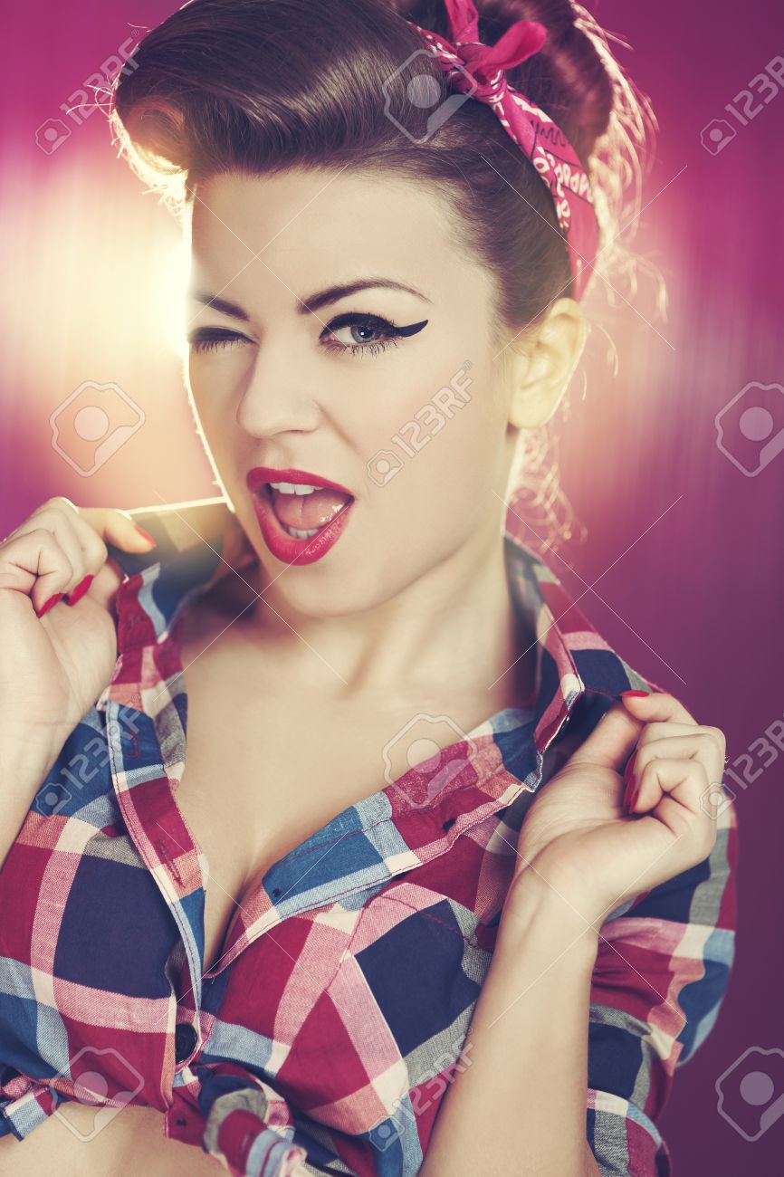 Retro Femme Sexy Clin D Oeil Oeil Banque D Images Et Photos Libres De Droits Image 18190961