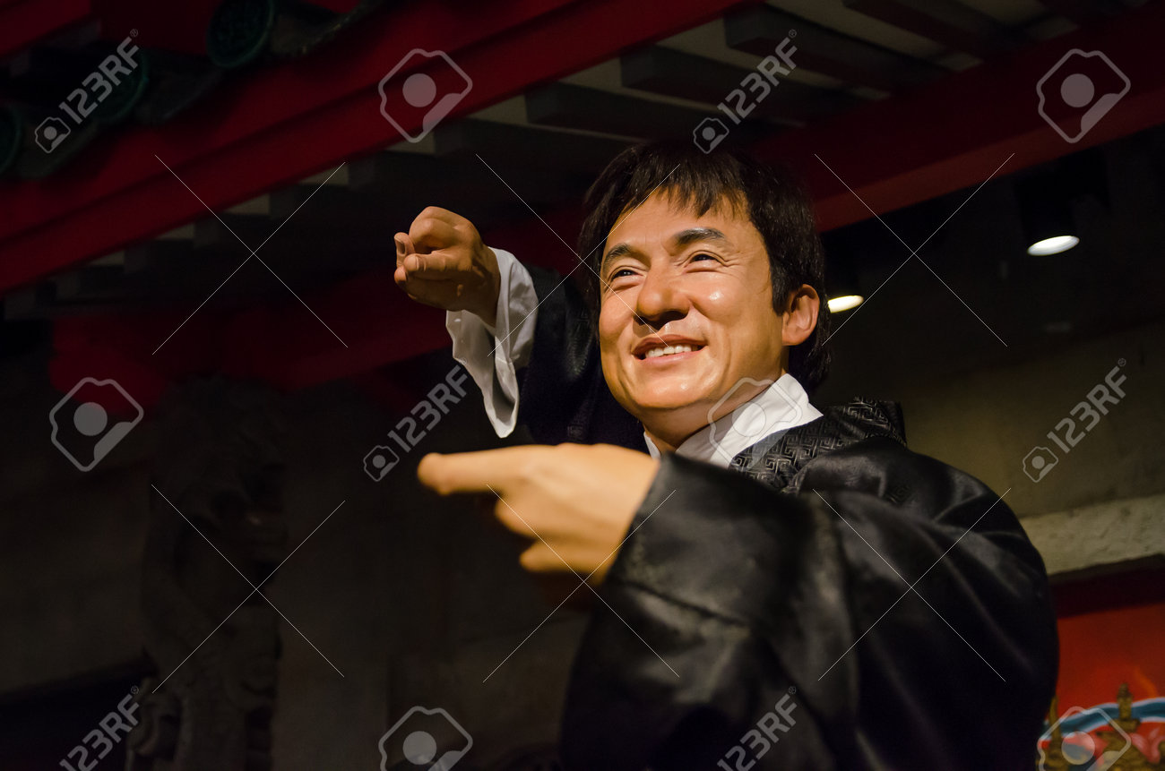シンガポール 9 月 15 15 マダム タッソー館シンガポールでジャッキー チェンの蝋人形 ジャッキー チェンが香港俳優 アーティスト 歌手 映画監督です の写真素材 画像素材 Image