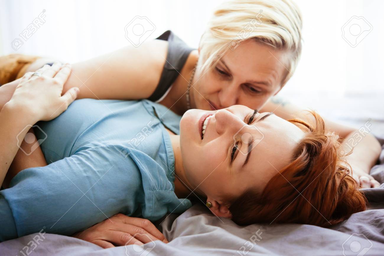 Sexy Lesben Kuscheln Miteinander Sexy Lesben Kuscheln Miteinander