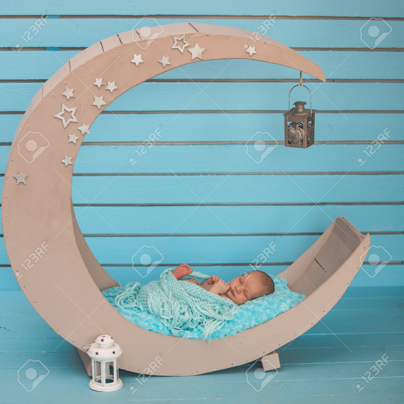 moon baby bed