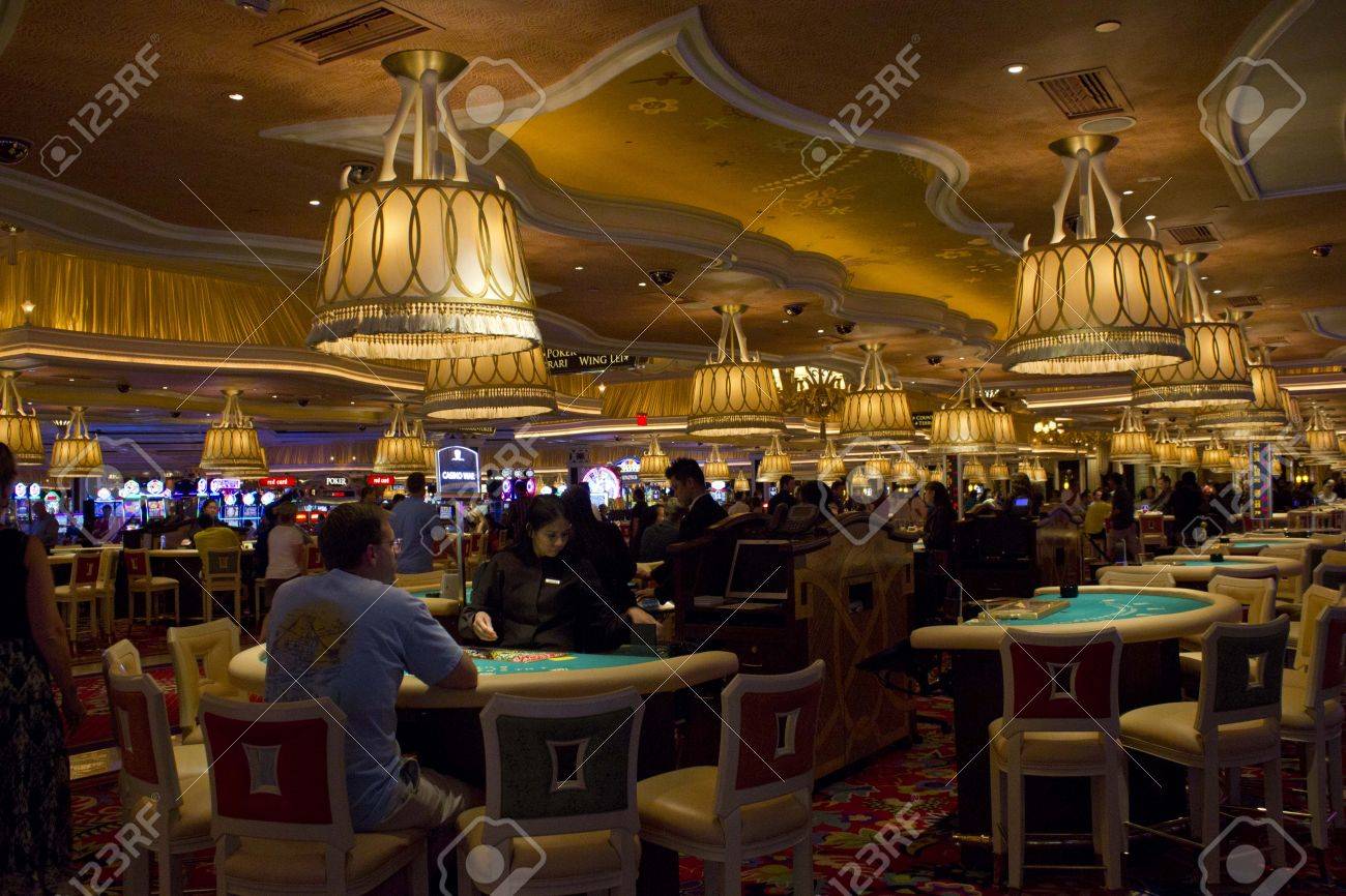 How to play the slots in vegas How to play the slots in vegas