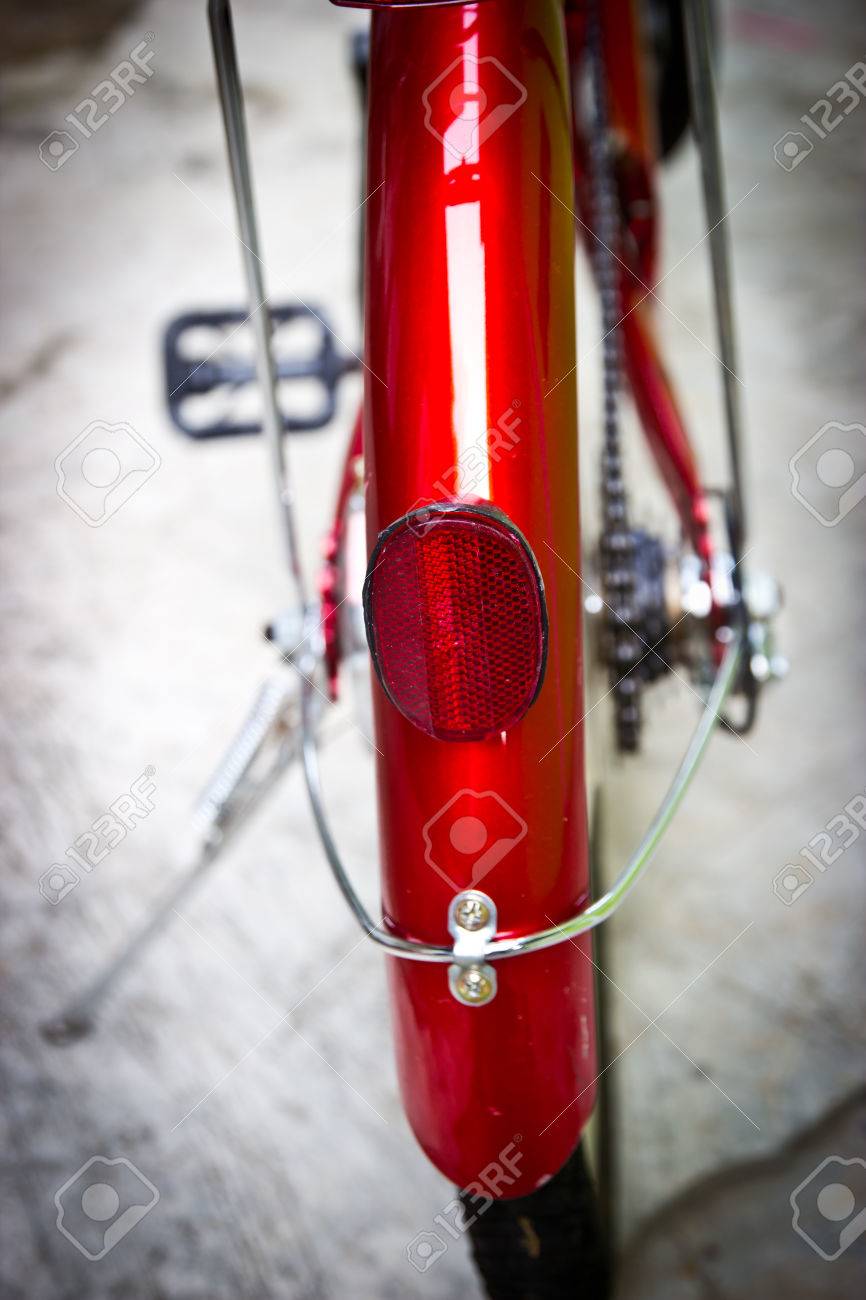 リア自転車の反射板 自転車には リアの赤い反射 の写真素材 画像素材 Image