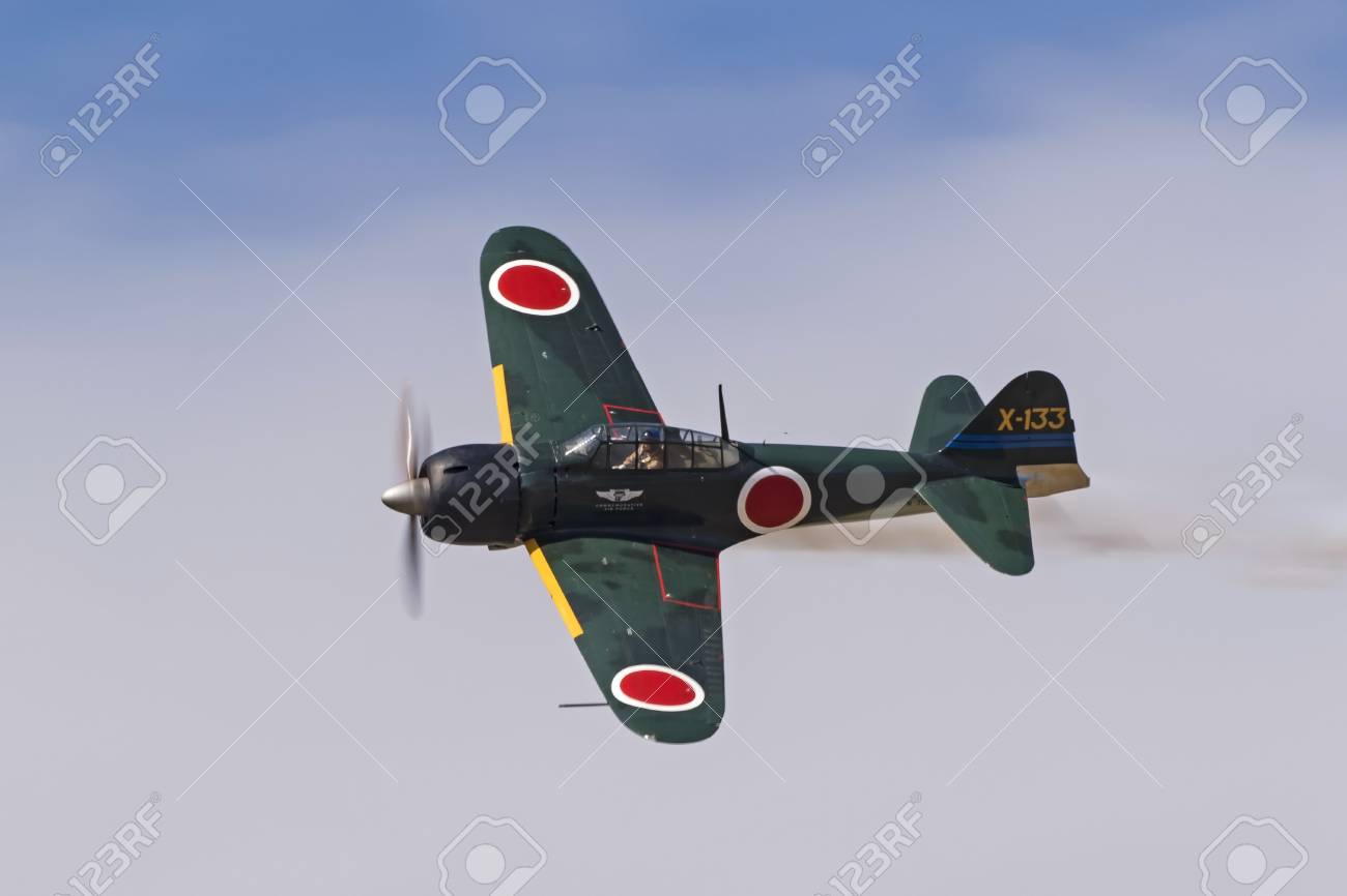 Amazon.co.jp: NUOTIE 1/72 日本 99 船 ブラスト ダイブ 爆撃機