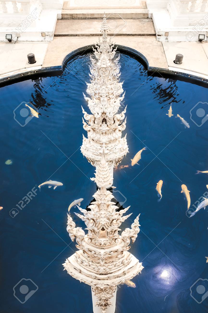 像とチェンライ タイで池の魚は ワット ロン クン 白寺 フェンス の写真素材 画像素材 Image 像とチェンライ タイで池の魚は ワット ロン クン 白寺 フェンス の写真素材 画像素材 Image