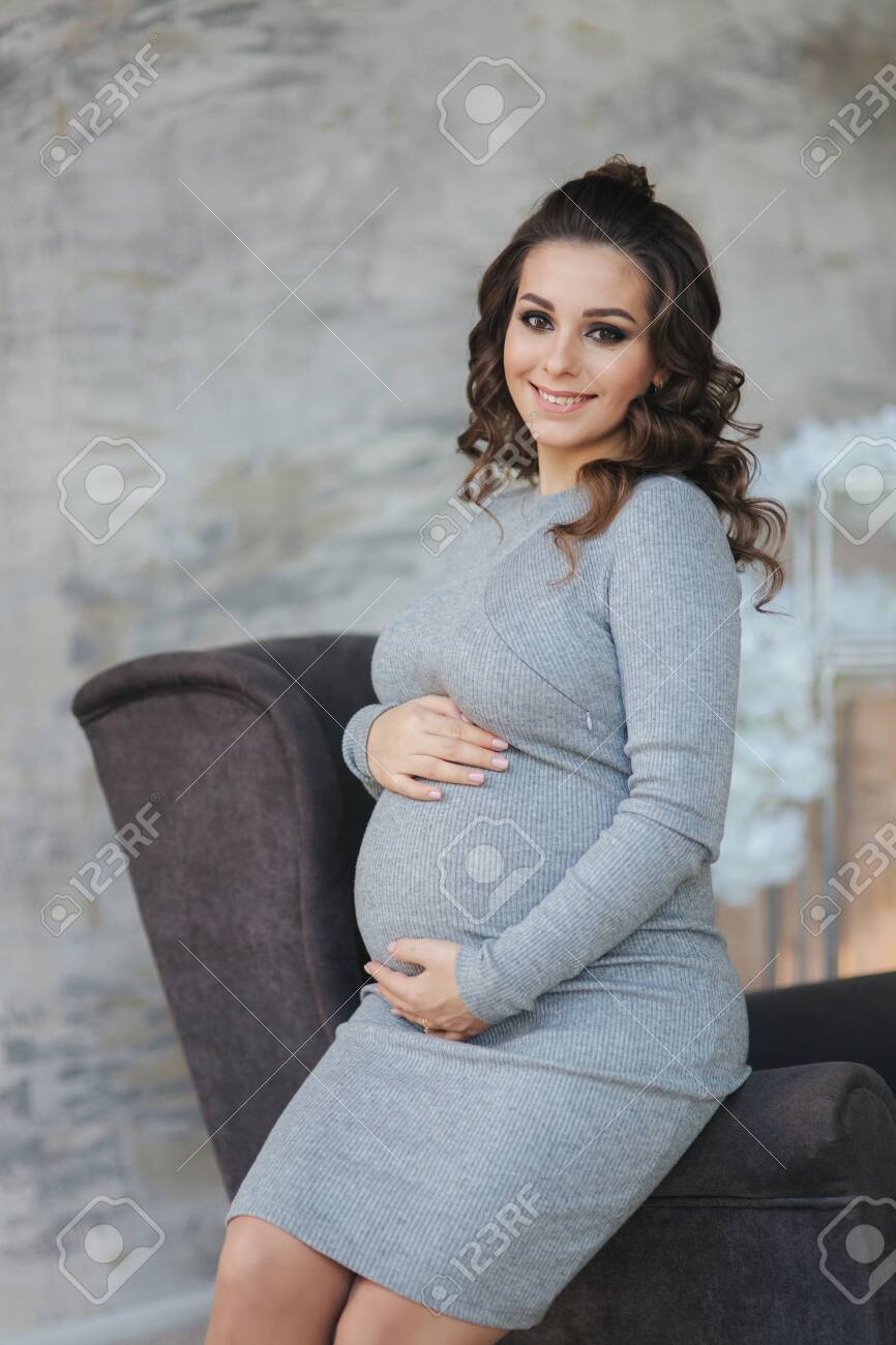 Beautiful Close Up Portrait Pf Elegant Pregnant Woman Fashion