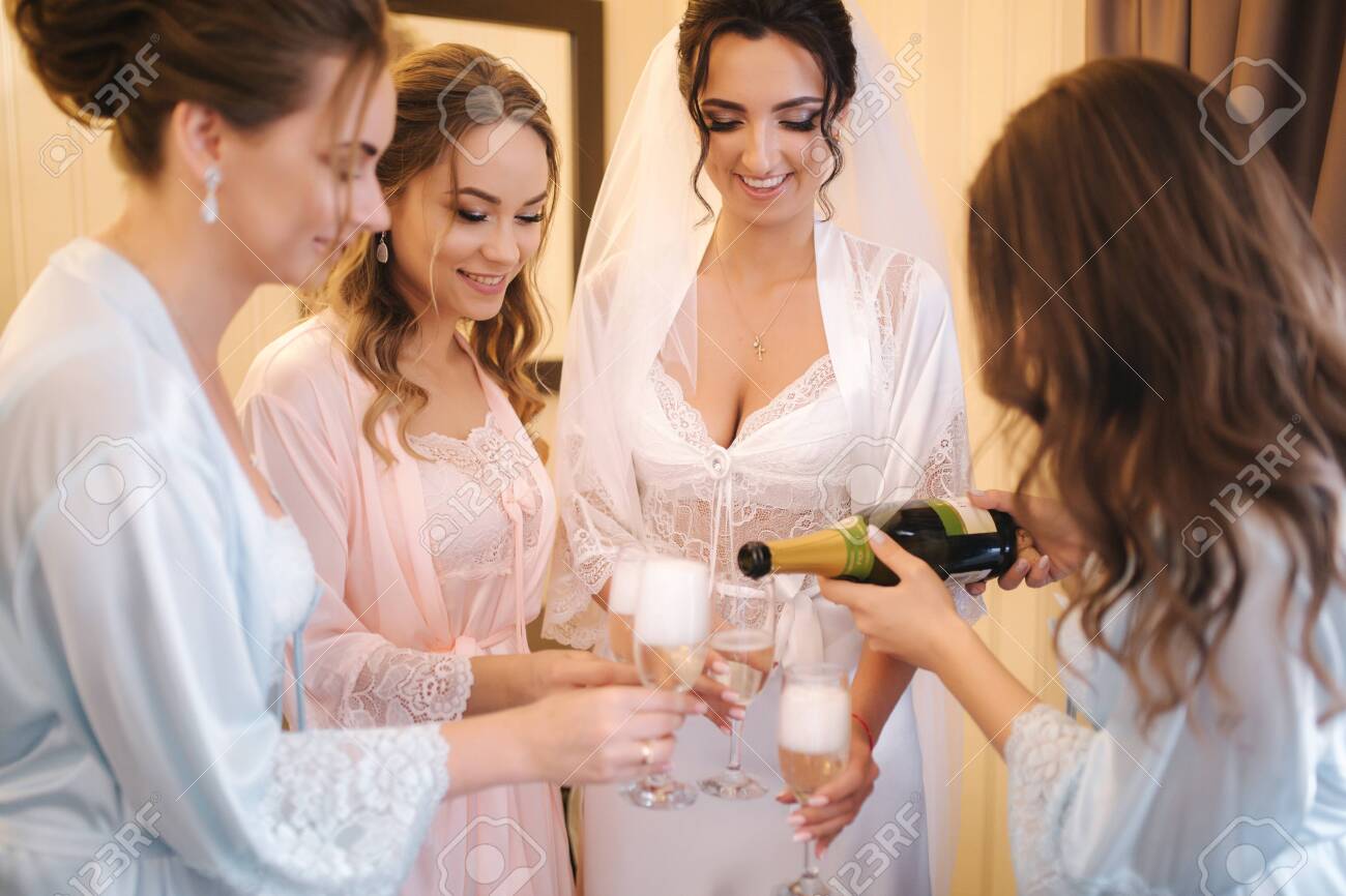 Drunk Brides And Bridesmaids Drunk Brides And Bridesmaids