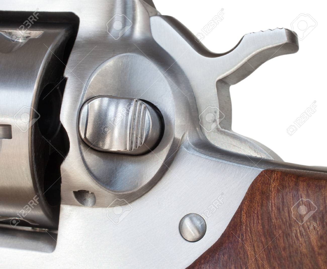 ダブル アクションのリボルバーのシリンダーを解放するボタンを使用 の写真素材 画像素材 Image