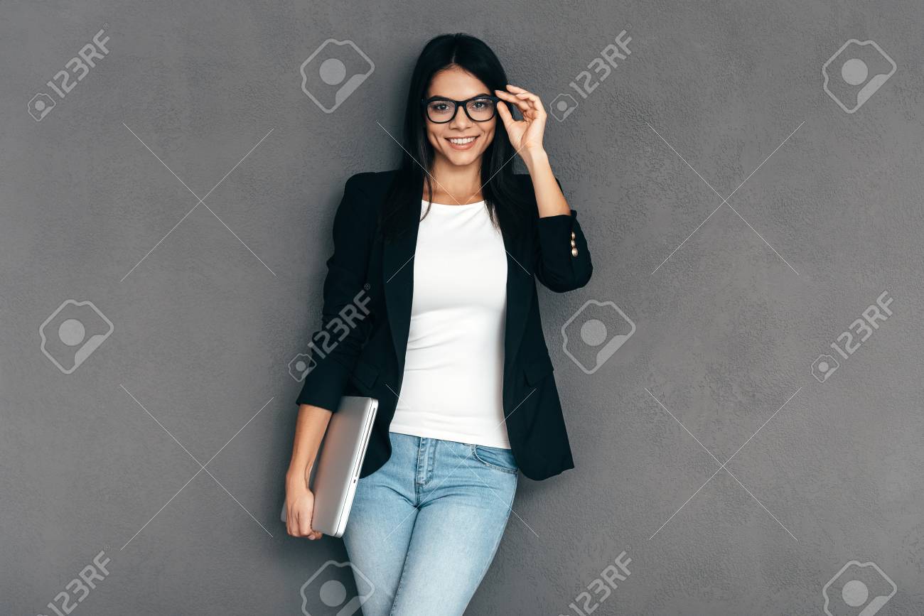 ropa sport elegante mujer