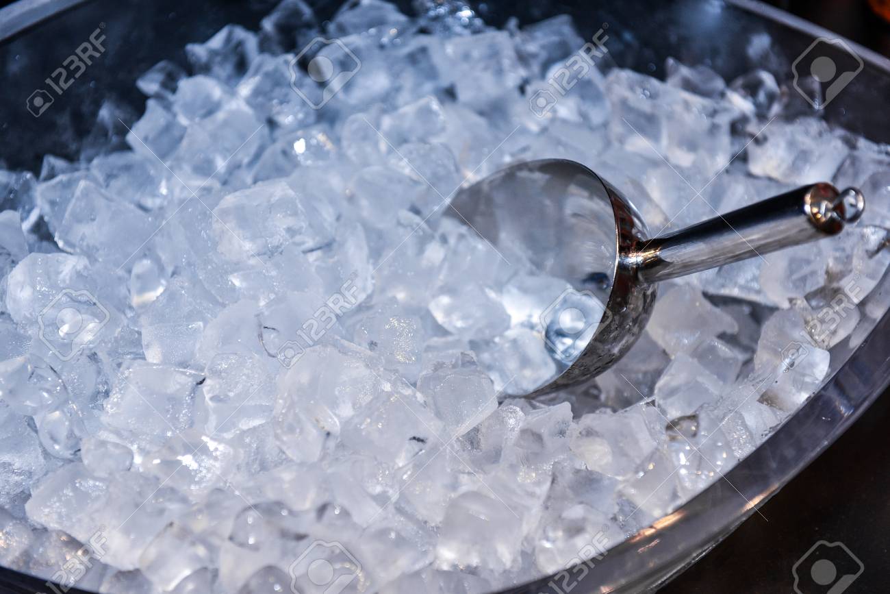 ice bucket and scoop