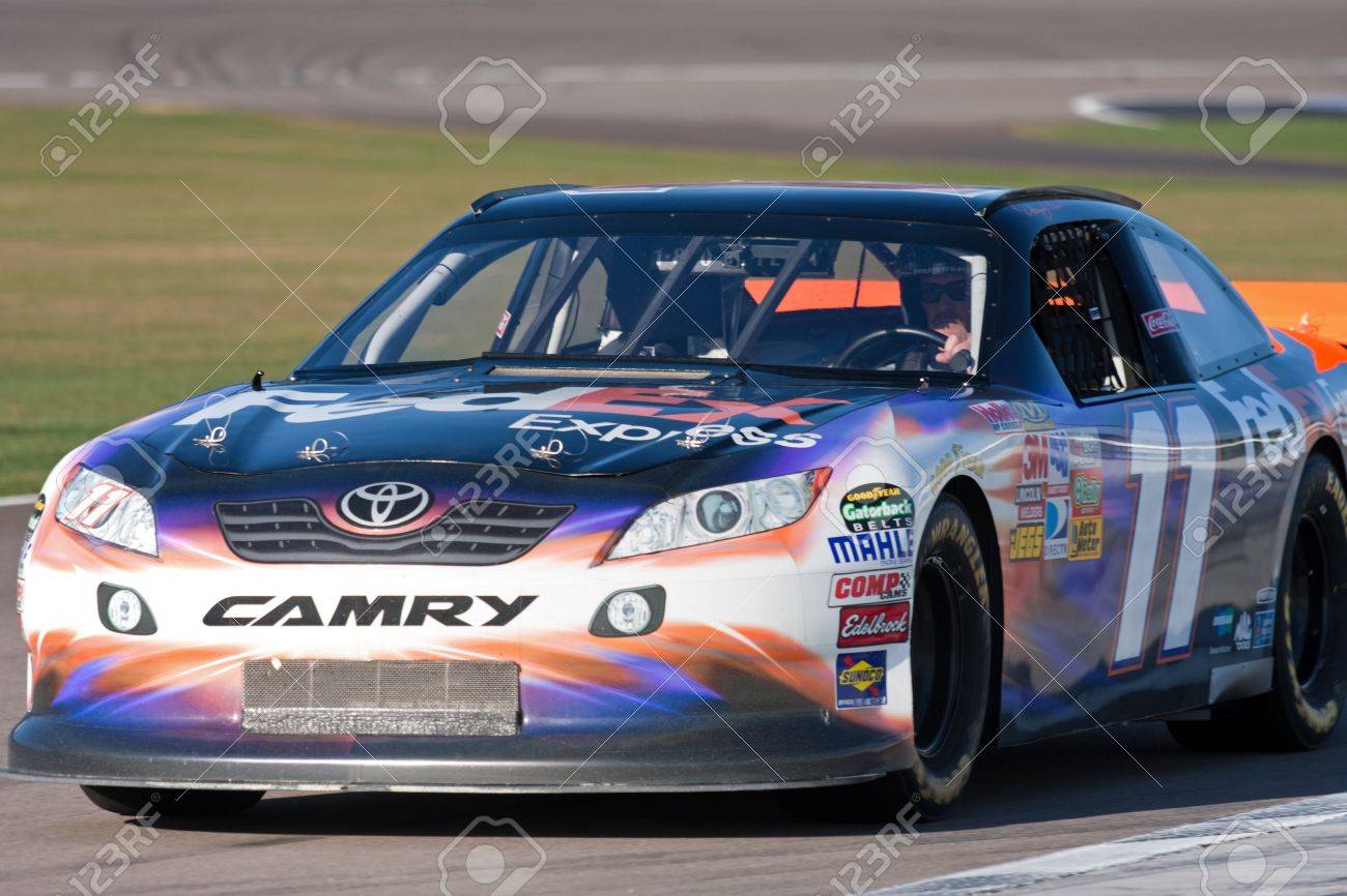 リチャード ペティ運転学校経験 Nascar ラスベガス モーター スピードウェイを駆る の写真素材 画像素材 Image リチャード ペティ運転学校経験 Nascar ラスベガス モーター スピードウェイを駆る の写真素材 画像素材 Image
