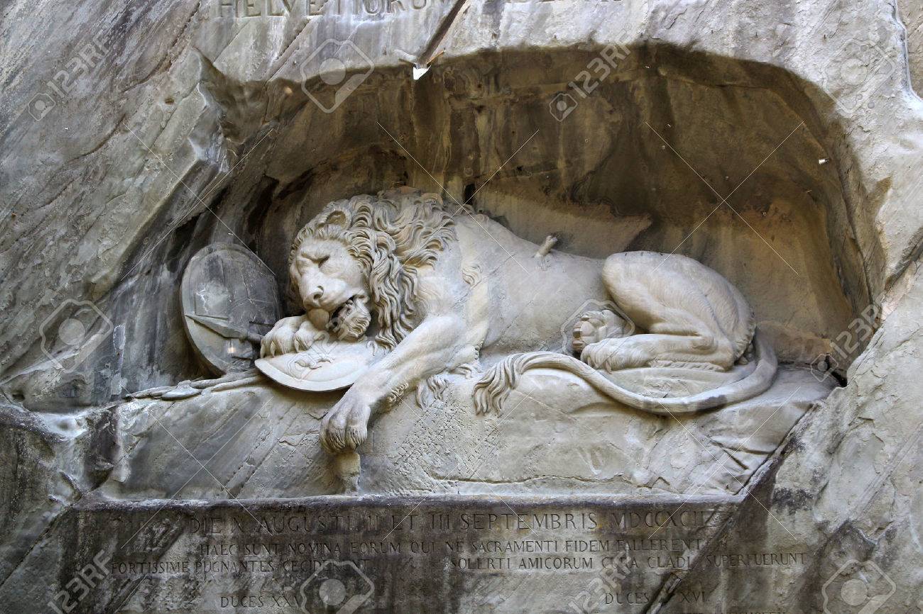 石製ライオン彫刻プランター 1930年代フランス 石製ライオン彫刻プランター 1930年代フランス