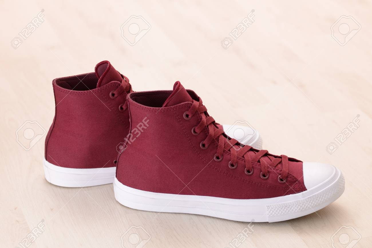 zapatillas lona rojas