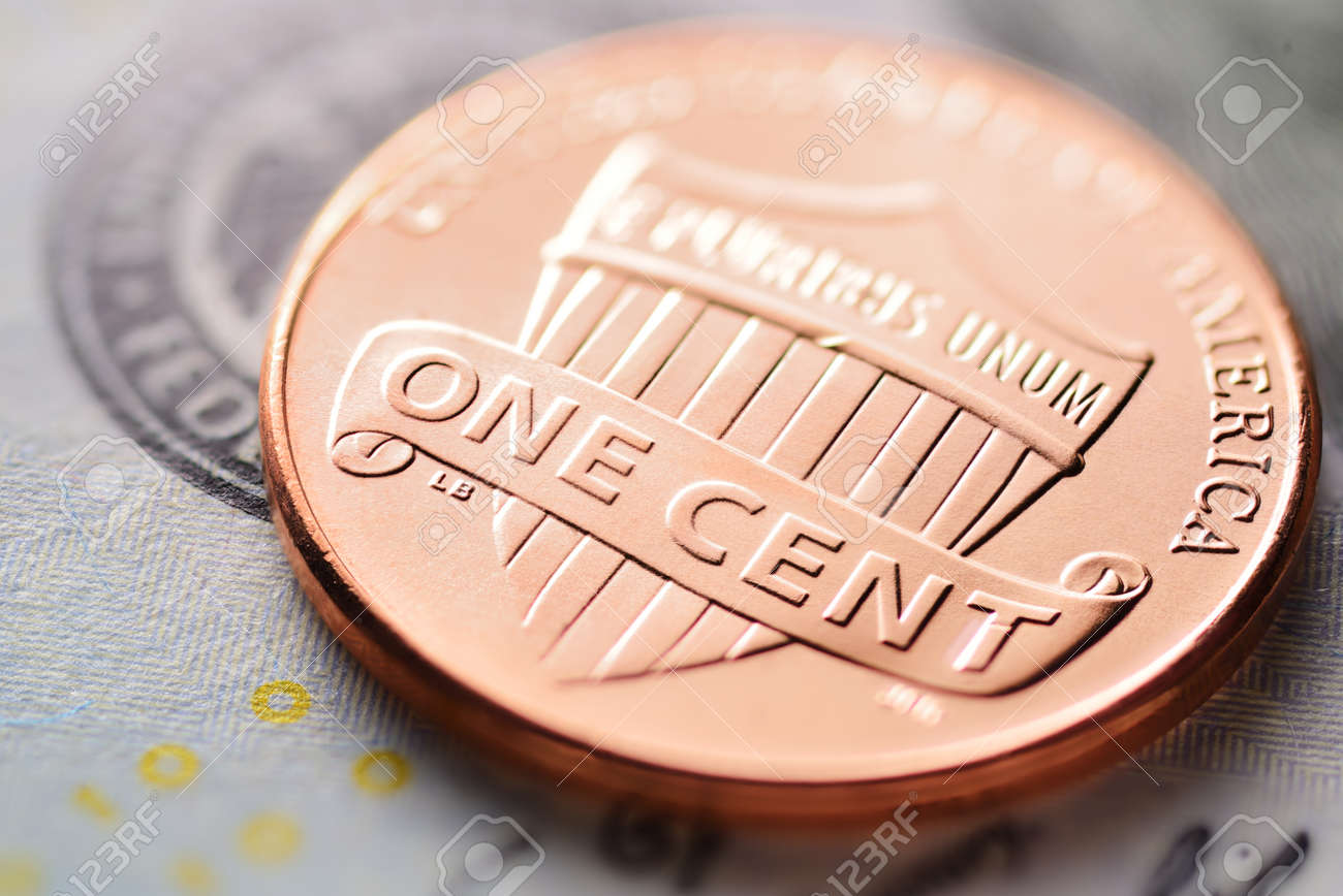 달러 센트와 1 센트 미국 동전입니다. 매크로 촬영 로열티 무료 사진, 그림, 이미지 그리고 스톡포토그래피. Image 66972831