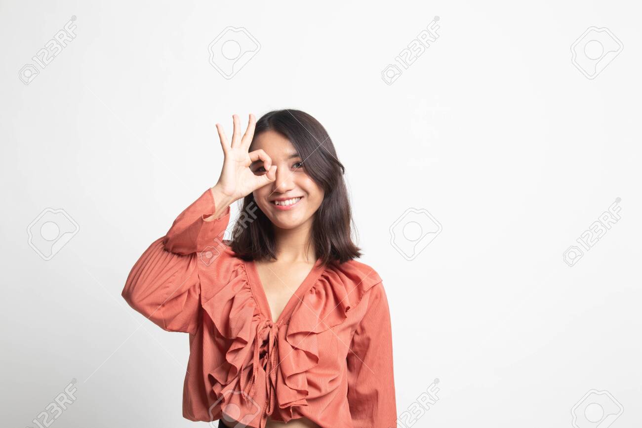 asian girls show her young