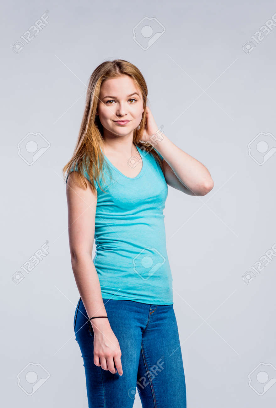 turquoise shirt with jeans
