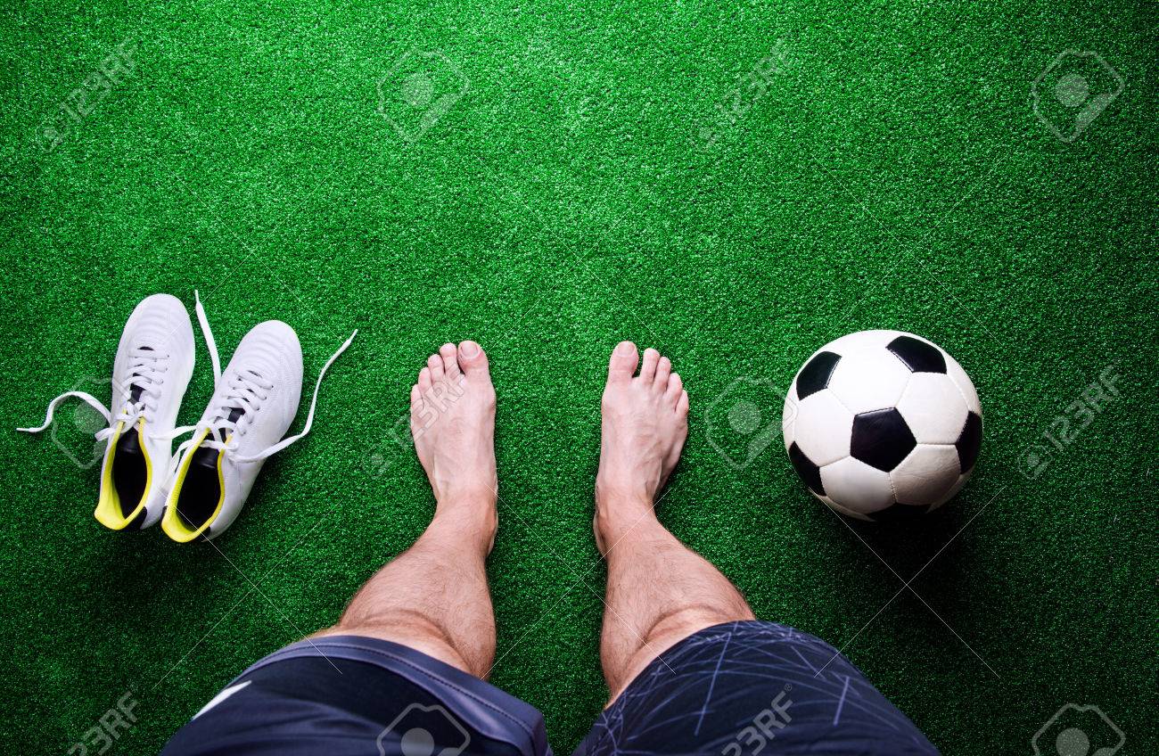 barefoot soccer cleats