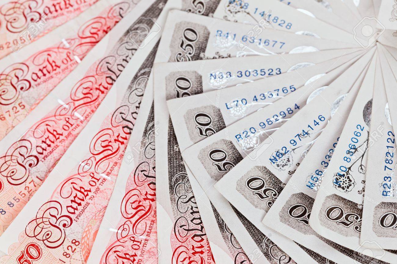 pix 50 Pound Sterling Notes 123rf
