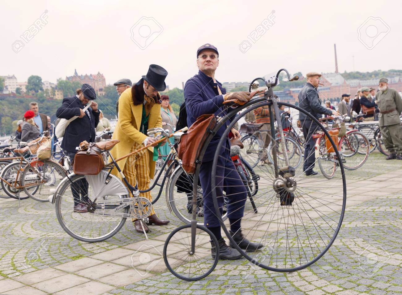 high wheeler bike