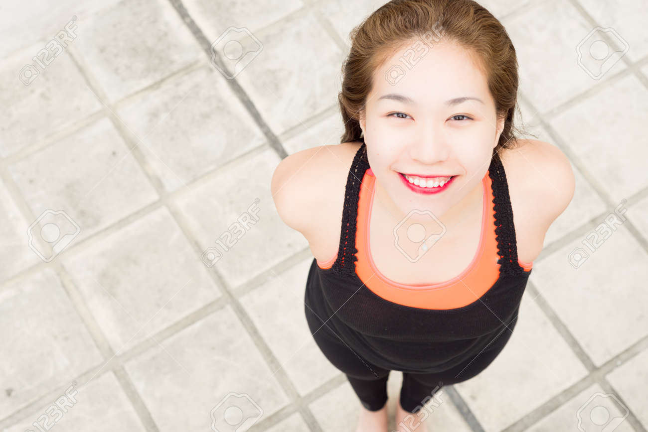 香港島のかわいいアジアの女の子 の写真素材 画像素材 Image