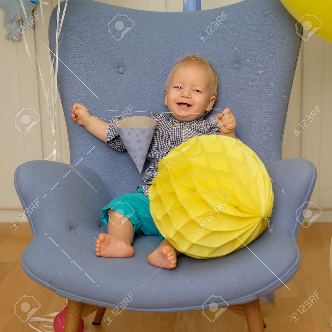 chair for one year old boy