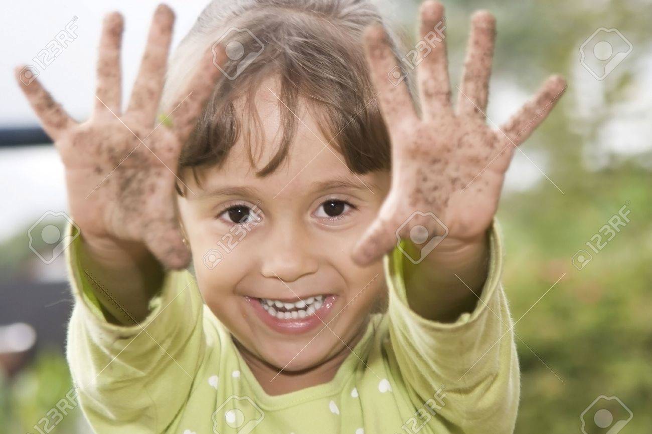 Грязные руки в гараже