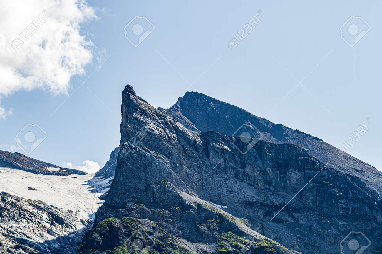 etiam-dictum-ipsum-a-felis