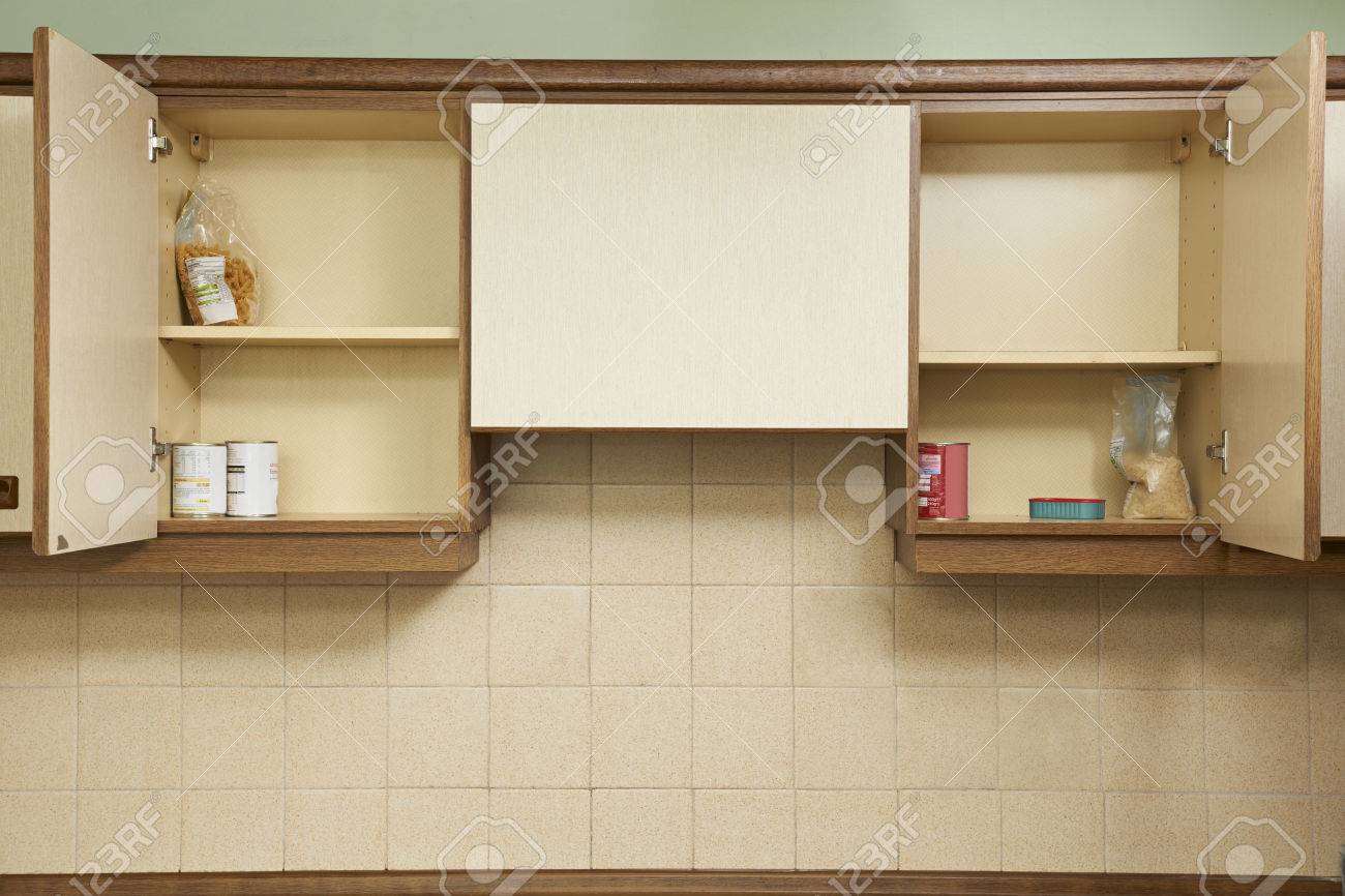 Leere Küche Schrank Lizenzfreie Fotos, Bilder Und Stock Fotografie ... Leere Küche Schrank Lizenzfreie Fotos, Bilder Und Stock Fotografie ...