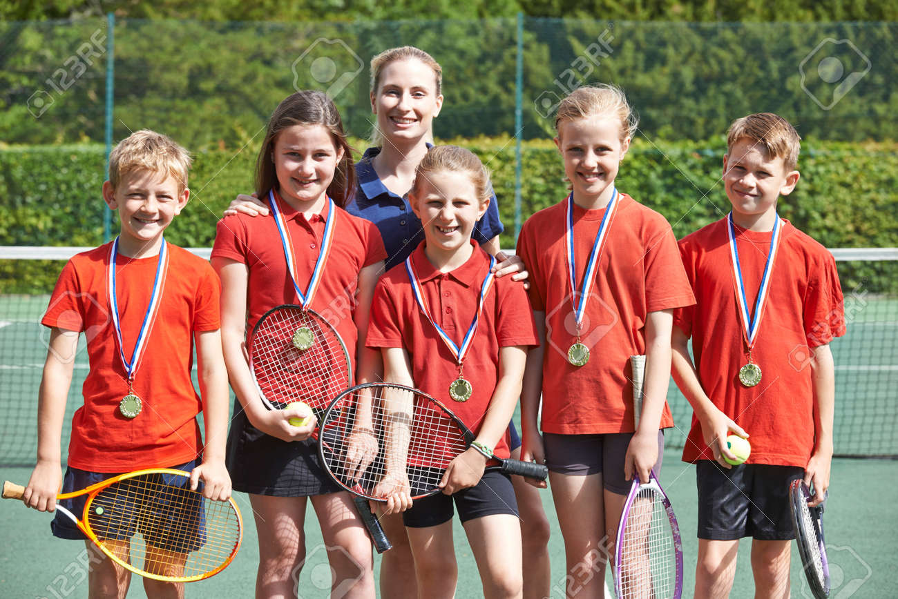 Victorious School Tennis Team With Medals - 71241966 Victorious School Tennis Team With Medals - 71241966