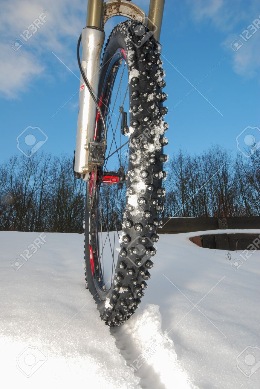 Bicycle tire spikes Clearance