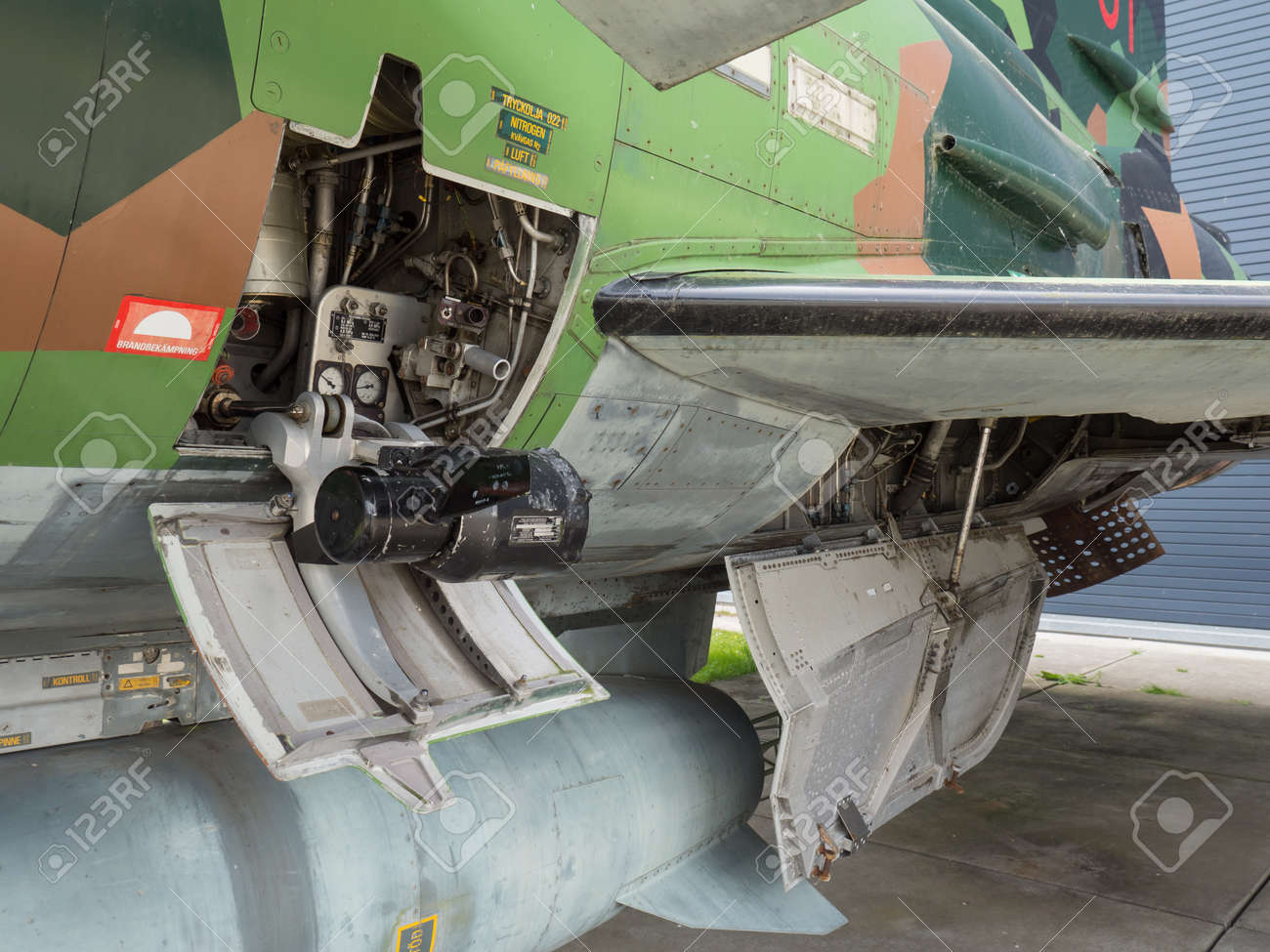 サーブ ビゲン ジェット戦闘機の側面図 の写真素材 画像素材 Image サーブ ビゲン ジェット戦闘機の側面図 の写真素材 画像素材 Image